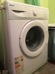 Продаю очень дёшево СРОЧНО!!! стиральную машину автомат АРДО в отличном состоянии